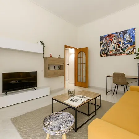 Domus Apartman *