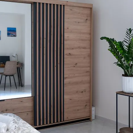 Domus アパート *